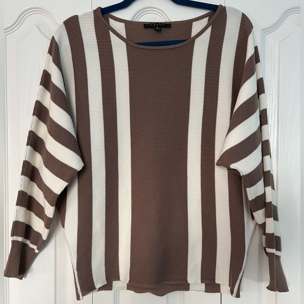 Cyrus Women’s Small Dolman Sleeve Striped Sweater - Brown and White